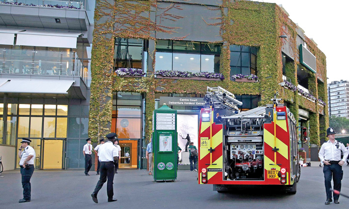 Terenul central de la Wimbledon, evacuat dupa o alarma de incendiu