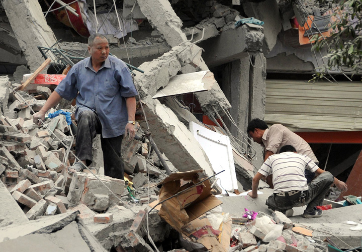 CHINA-QUAKE - Ziarul National