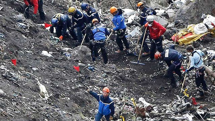 Familiile cer 200.000 de euro pentru fiecare victima a zborului Germanwings