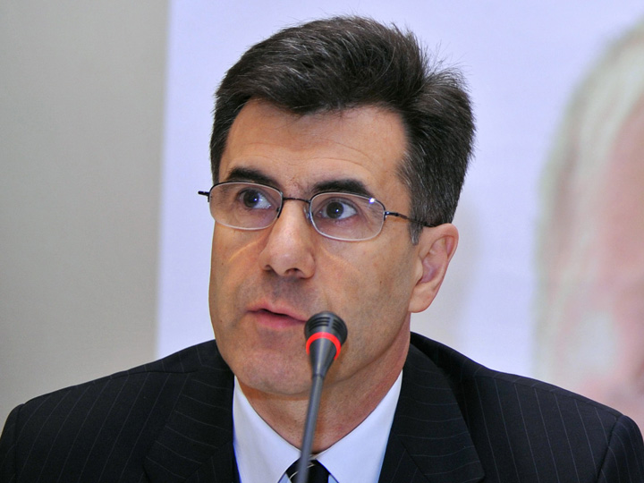 Coruptia si legislatia proprietatii sugruma economia