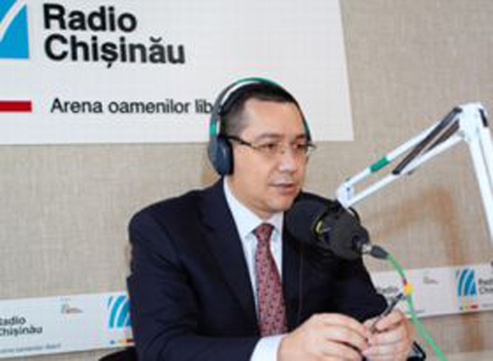 Victor Ponta, atac dur din vacanta: „Rusine celor care fac politica ieftina si blocheaza Codul Fiscal”