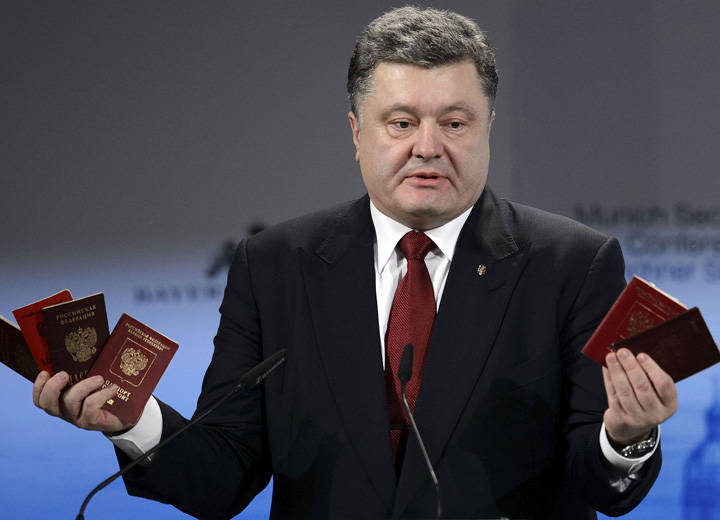 Porosenko trimite Parlamentului un proiect pentru autonomia Donbasului