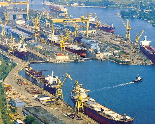 Procurorii DIICOT, perchezitii la Santierul Naval Mangalia
