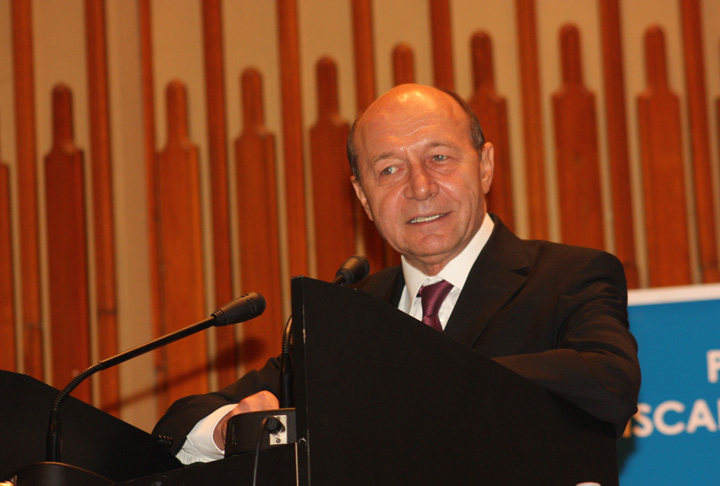 traian basescu - Ziarul National