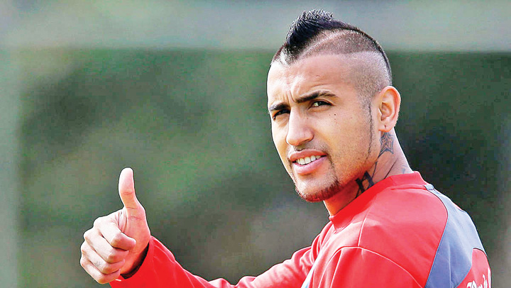 Bayern l-a luat pe chilianul Vidal