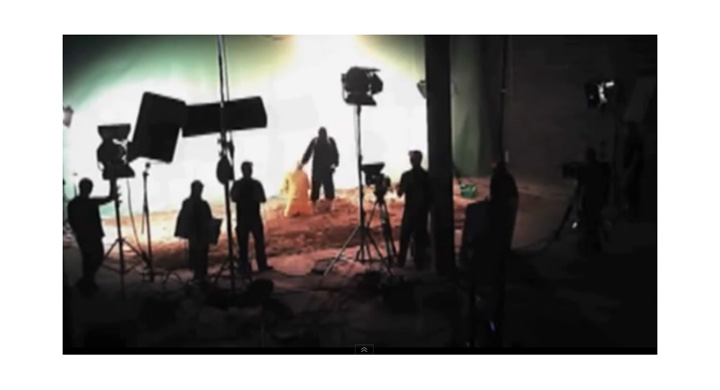 O ”executie ISIS” de studio, in posesia unui colaborator al senatorului american John McCain