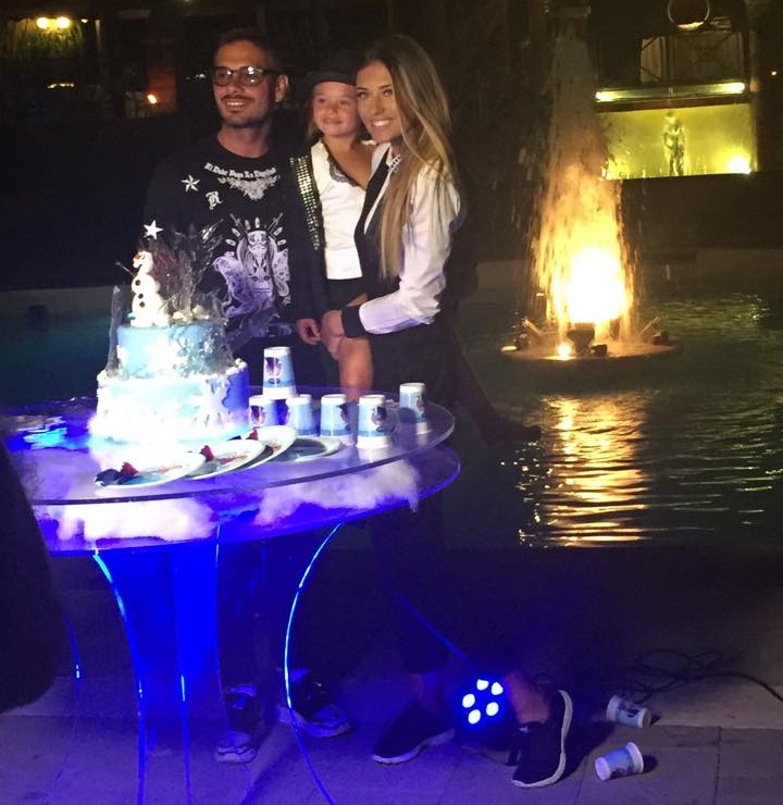 Antonia l-a parasit pe Alex Velea