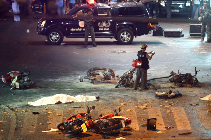 Cel putin 15 persoane ucise in urma unei explozii in Bangkok