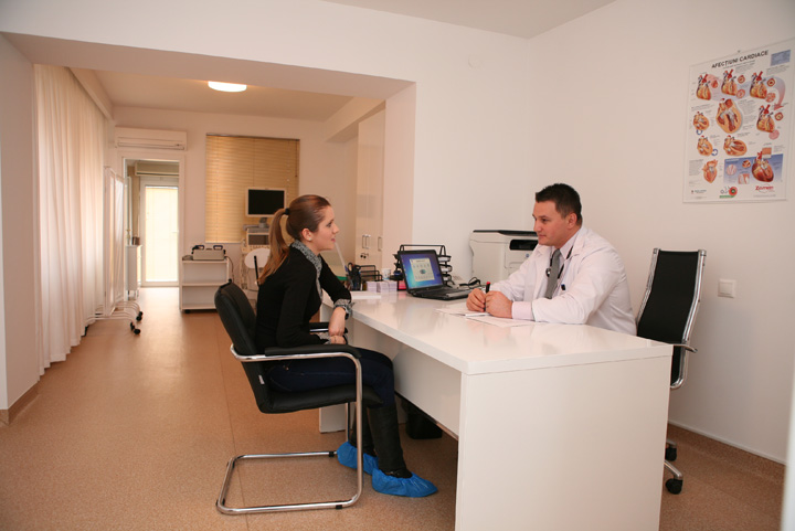 Romanii se tem de furtul datelor personale de catre firme