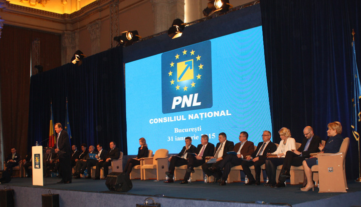 Premierul ii ia de prosti pe liberali