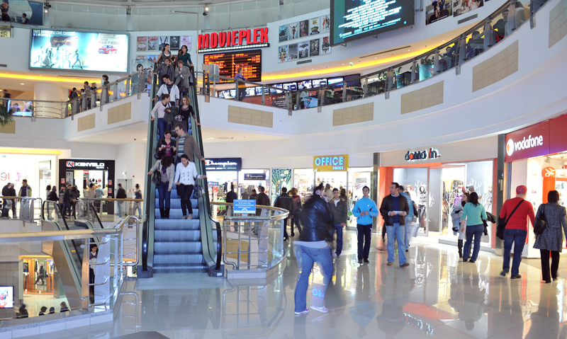 ANAF ocupa vitrinele mall-urilor