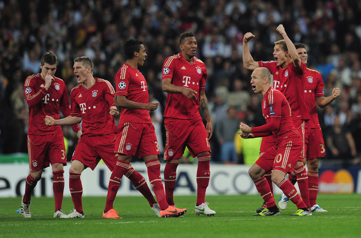 Real Madrid v Bayern Munich - UEFA Champions League Semi Final - Ziarul National