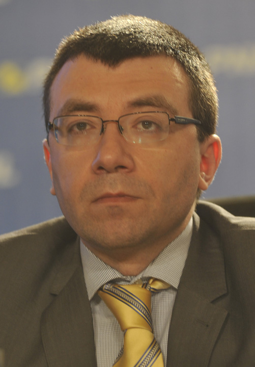 MIHAI VOICU-FANE (7) - Ziarul National
