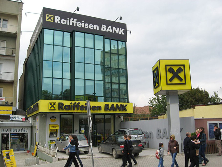 Raiffeisen Bank sucursala - Ziarul National
