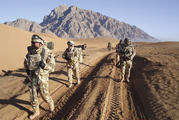 Trei militari romani, raniti in Afganistan