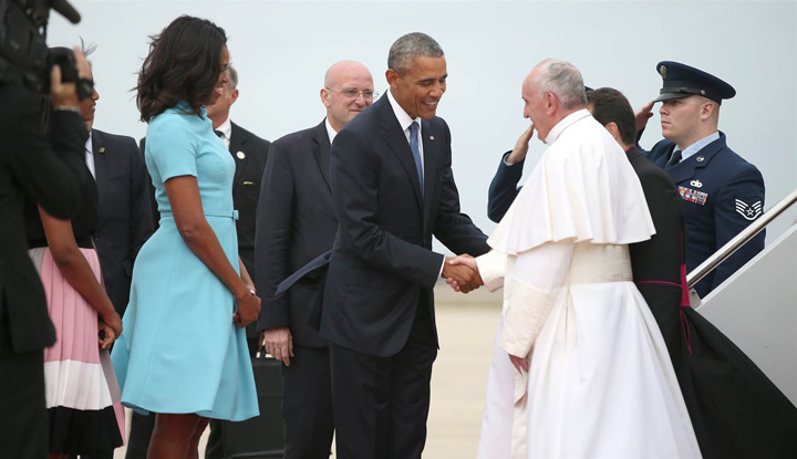 Obama intinde covorul rosu pentru Papa Francisc