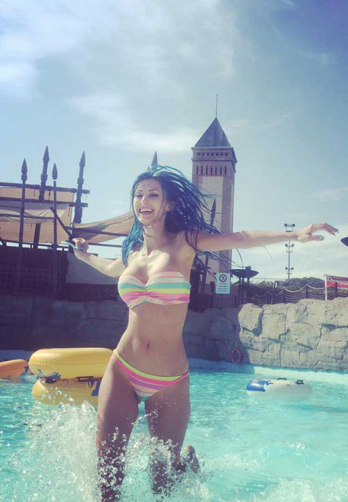 Andreea Balan „beleste” presa de la Belek!