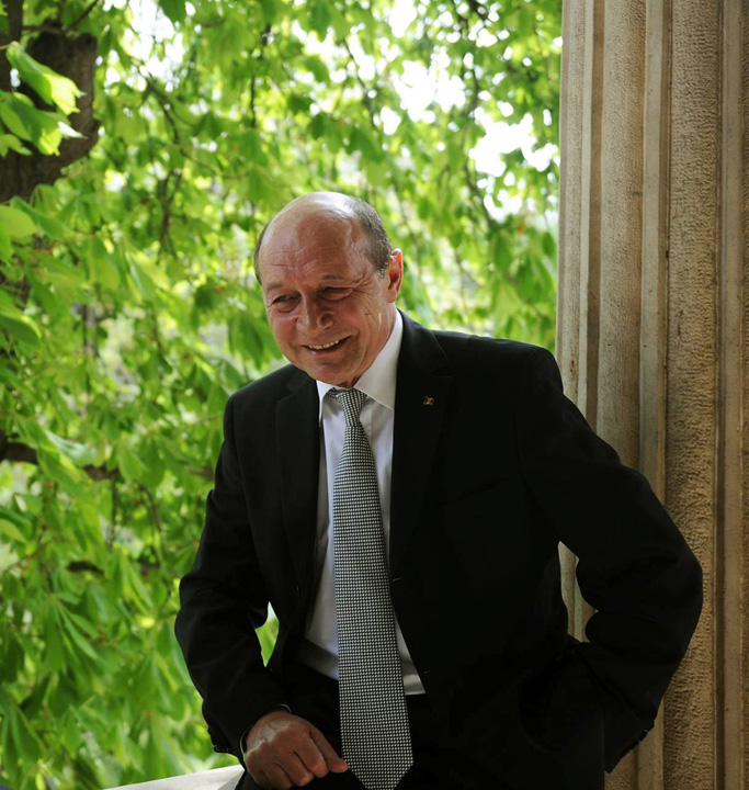 traian basescu - Ziarul National