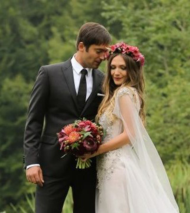 Adela-Popescu-s-a-casatorit-Radu-Valcan-320x360 - Ziarul National