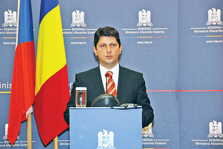 Corlatean, cu urnele la DNA