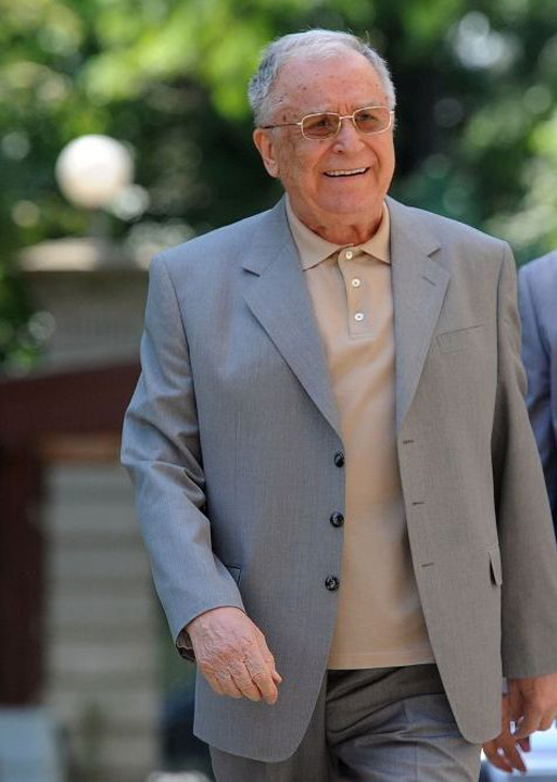 iliescu - Ziarul National