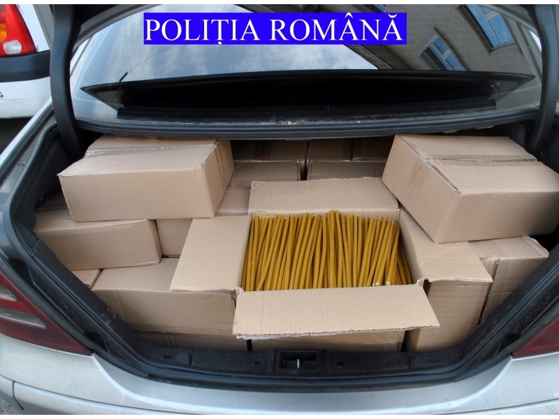 Ce a patit un bucurestean gasit intr-o masina plina cu sute de kilograme de… lumanari!