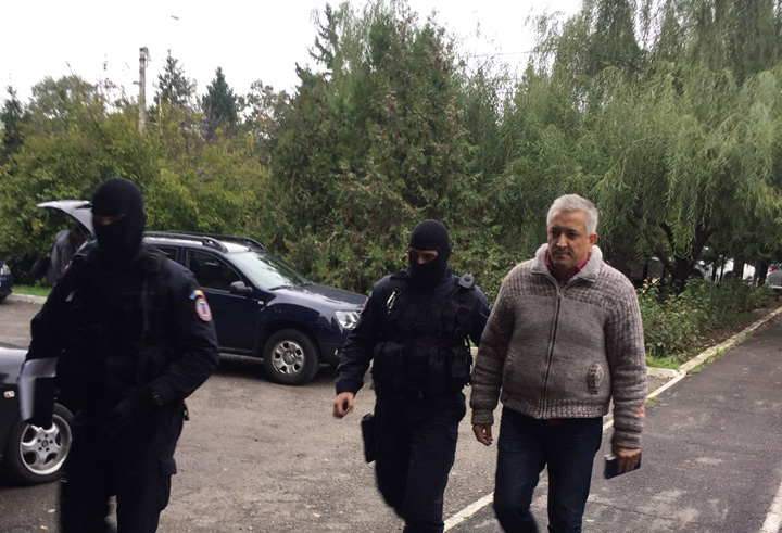 “Taticul” pasarelelor de pe DN1, luat de DNA