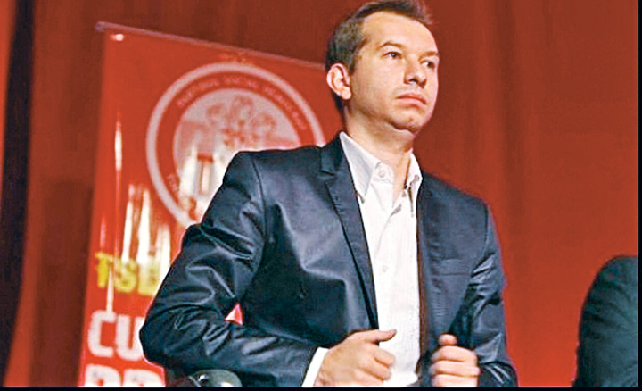 Sturzu, aruncat din cuibul TSD