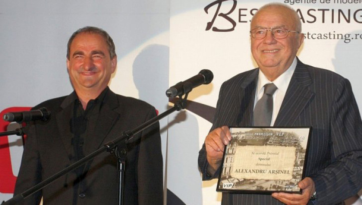 Alexandru Arsinel si Vasile Muraru dau teatrul de comedie pe teatrul politic
