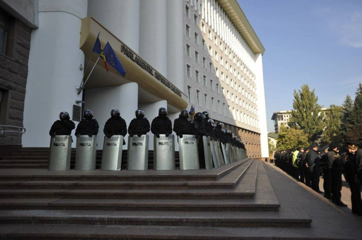 parlament moldova - Ziarul National