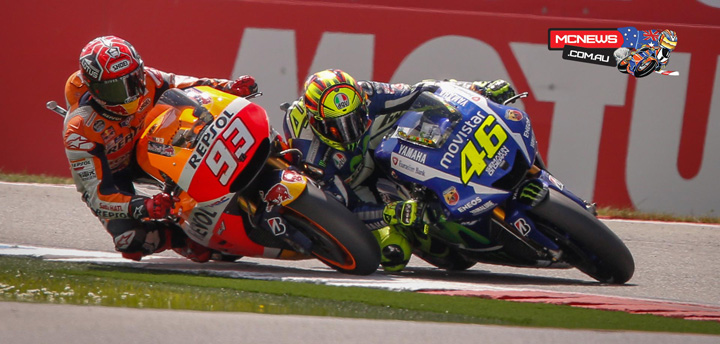 Dupa ce ca l-a trantit la pamant, Rossi l-a mai facut si nenorocit pe Marquez