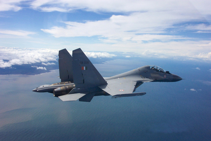 NATO: Violarea spatiului aerian turc de catre avioanele rusesti nu este un accident