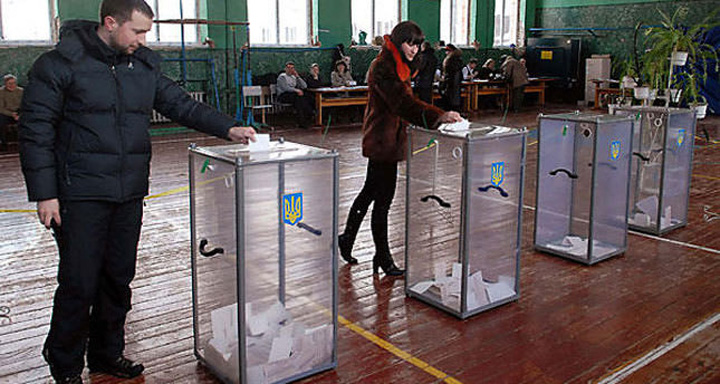 Scrutin test pentru coalitia lui Porosenko