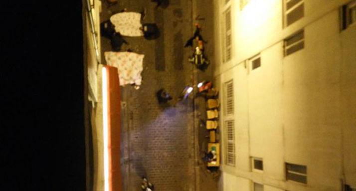Martorii de la Bataclan: „Sunt cadavre peste tot. Sunt raniti care urla de durere. Este un masacru!”