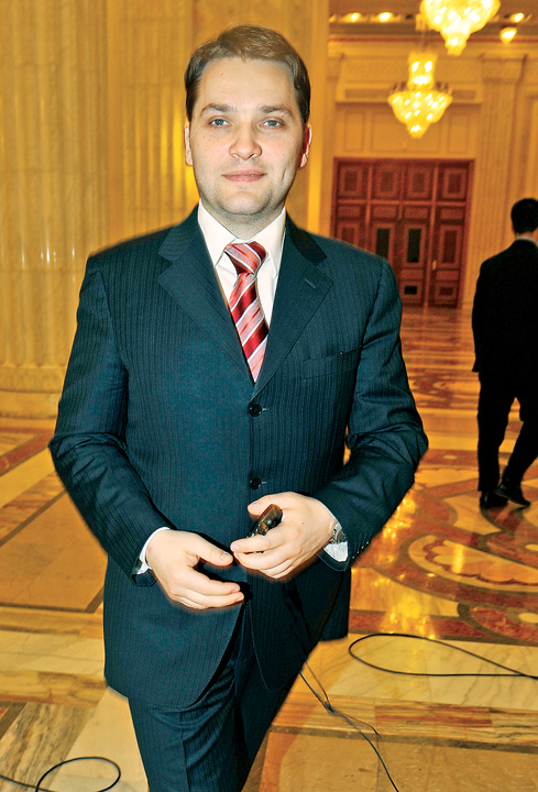 DAN SOVA-FANE (15) - Ziarul National