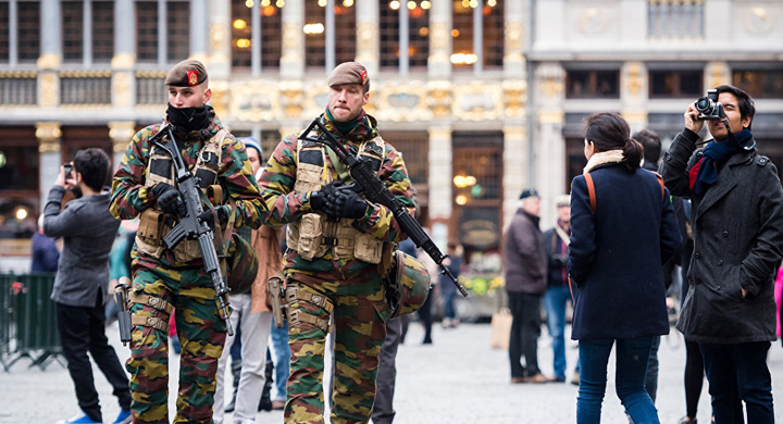 Bruxelles mentine alerta maxima pana luni