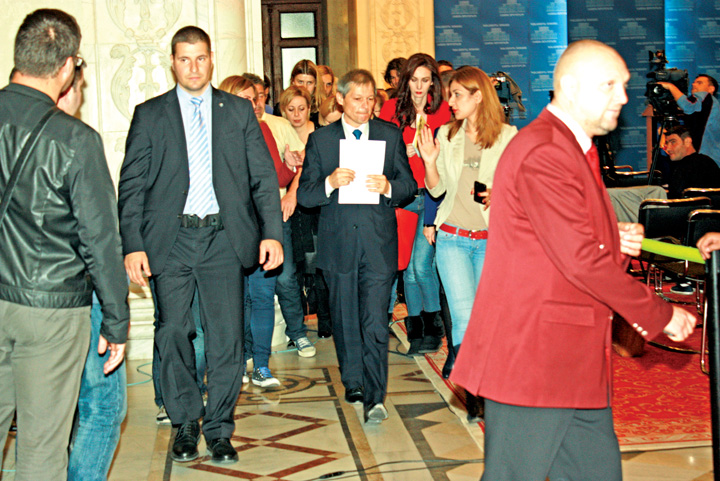 ”Sandvisul Ciolos” la palatul Victoria