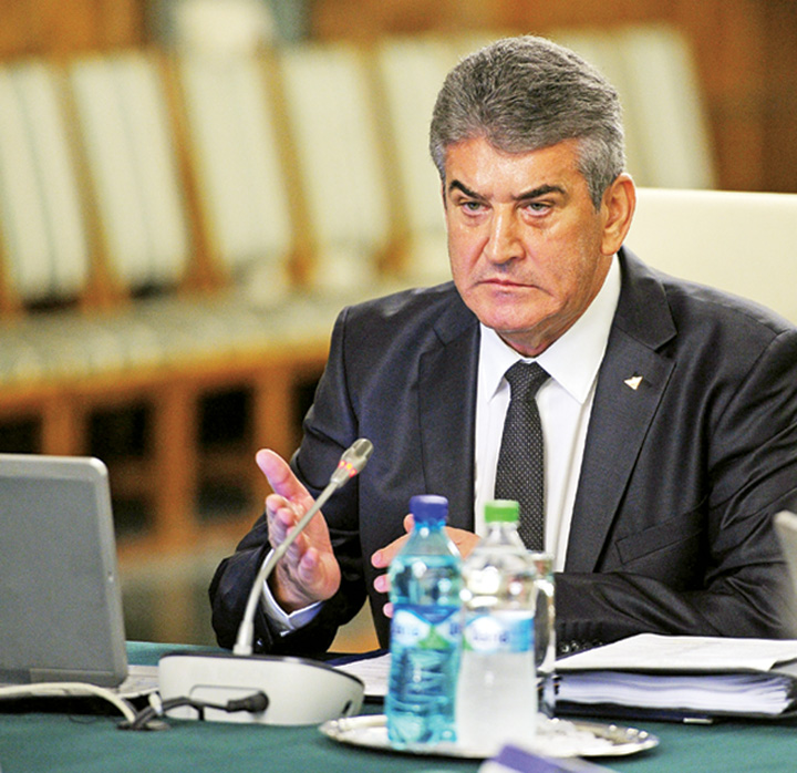 Decizie a instantei: incepe judecarea dosarului fostului vicepremier Oprea