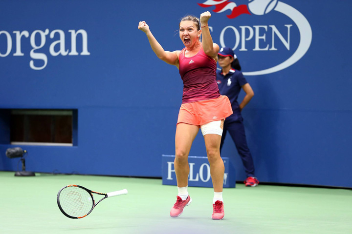 Halep l-a ales pe Sabau