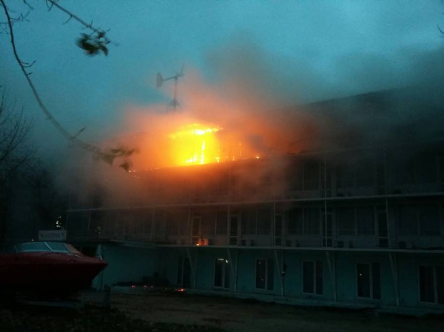 Incendiu la un hotel din Mamaia