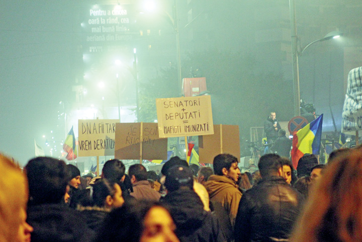 Partidele tremura in chiloti, dar nu se lasa