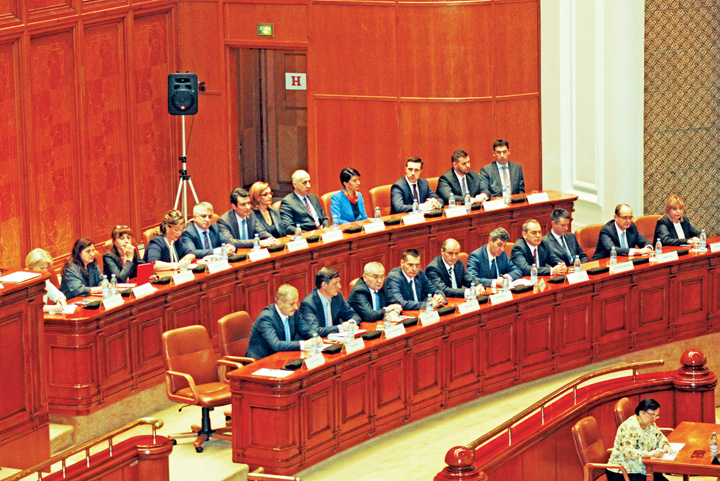 11 directii obligatorii pentru Cabinetul Ciolos