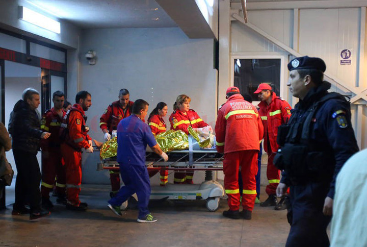 Incendiul ucigas: 31 de morti. Alti 136 de tineri lupta pentru viata