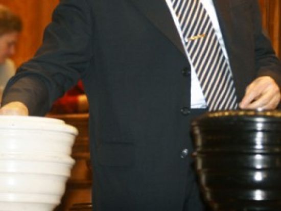 Cabinetul Ciolos, in fata Parlamentului: a inceput votul pentru investire