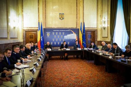 Seful MAI cere prefectilor sa publice pe site, in urmatoarele doua zile, contractele de deszapezire