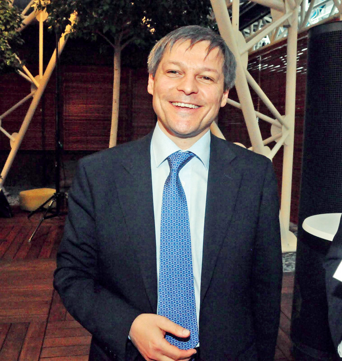 dacian ciolos2 - Ziarul National