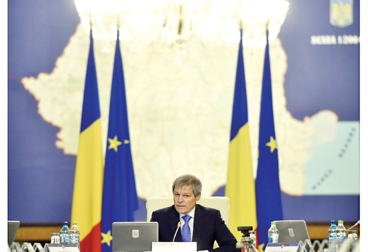 Ciolos ii sapa pe alesii locali la CCR
