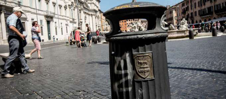 Cine arunca pe strada mucuri sau „ciunga”, amenda 300 de euro!