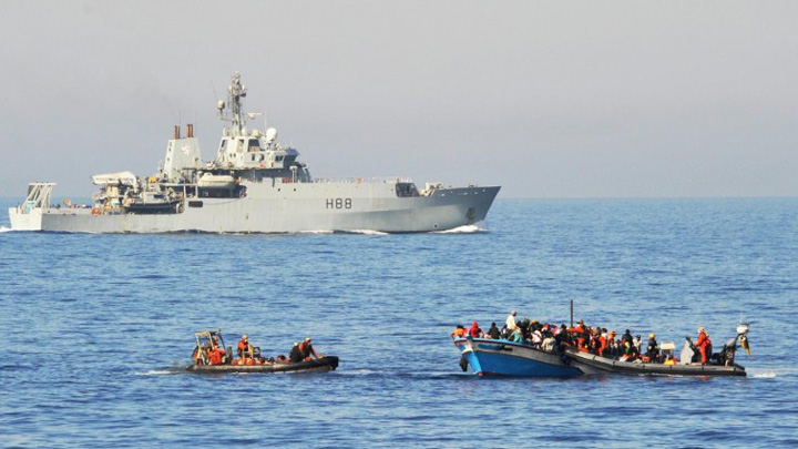 5.700 de emigranti salvati si 43 de calauze arestate
