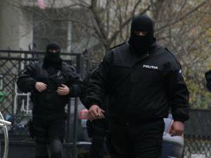 Peste 20 de perchezitii la Suceava, intr-un caz cu un prejudiciu de peste un milion de euro